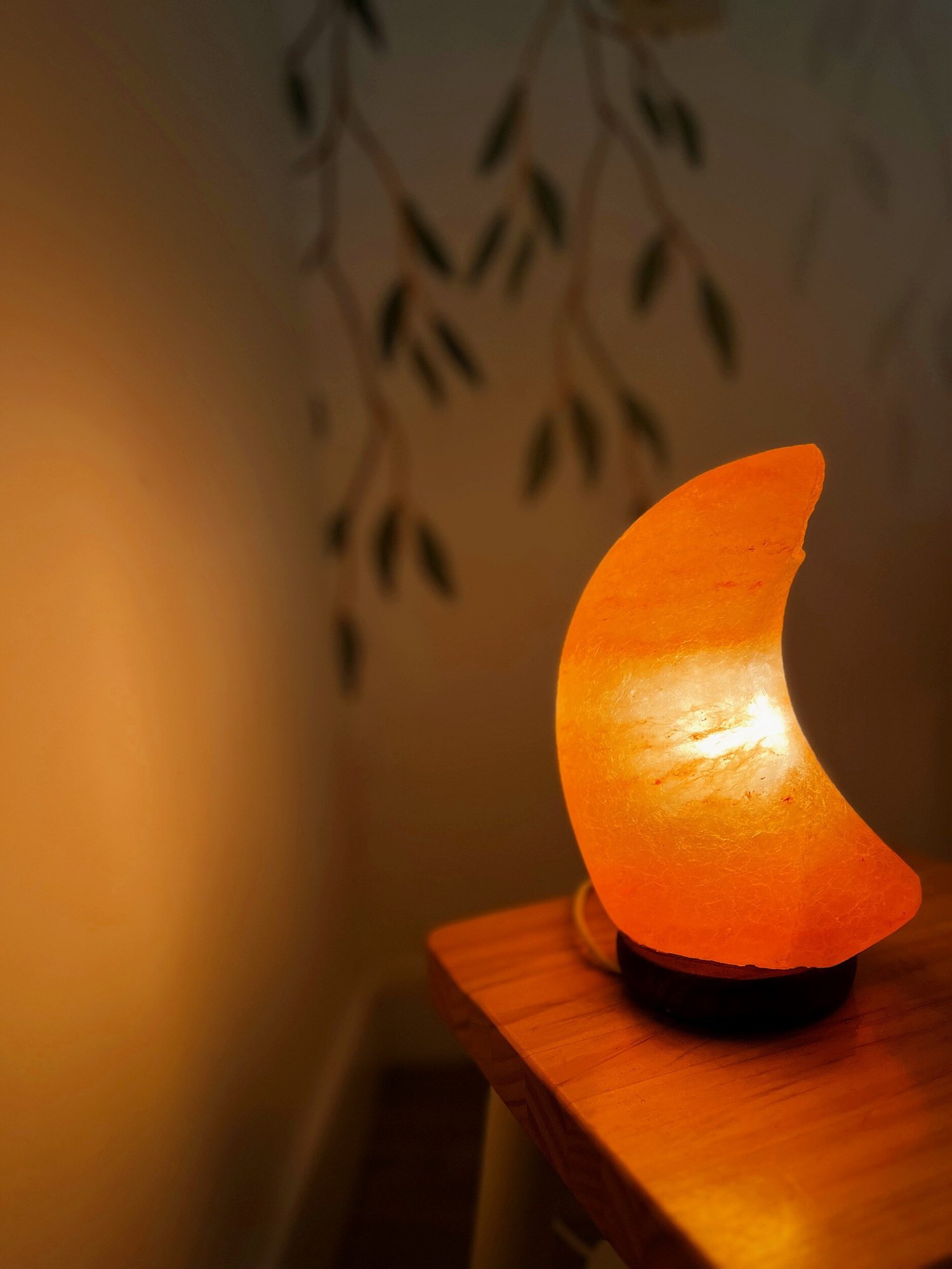 Moon-shaped night light